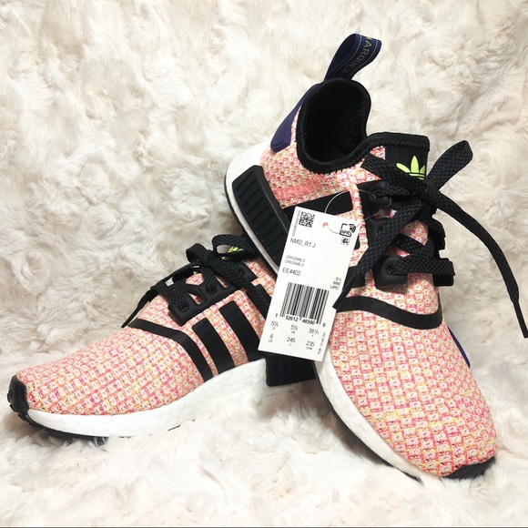 Adidas NMD R1 - Picture 2 of 4